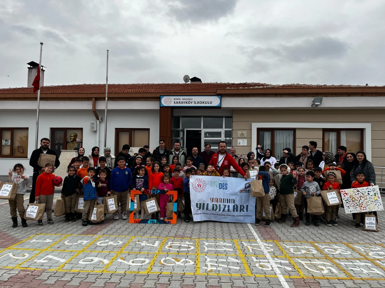SÜDEV Topluluğundan Sarayköy İlkokulu’na Teknoloji ve Sanat Dolu Ziyaret